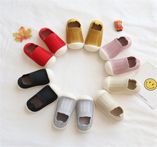 Load image into Gallery viewer, Babooties Play Shoes in Red
