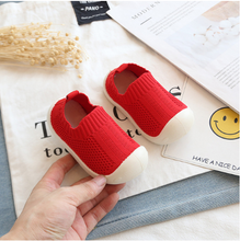 Load image into Gallery viewer, Babooties Play Shoes in Red